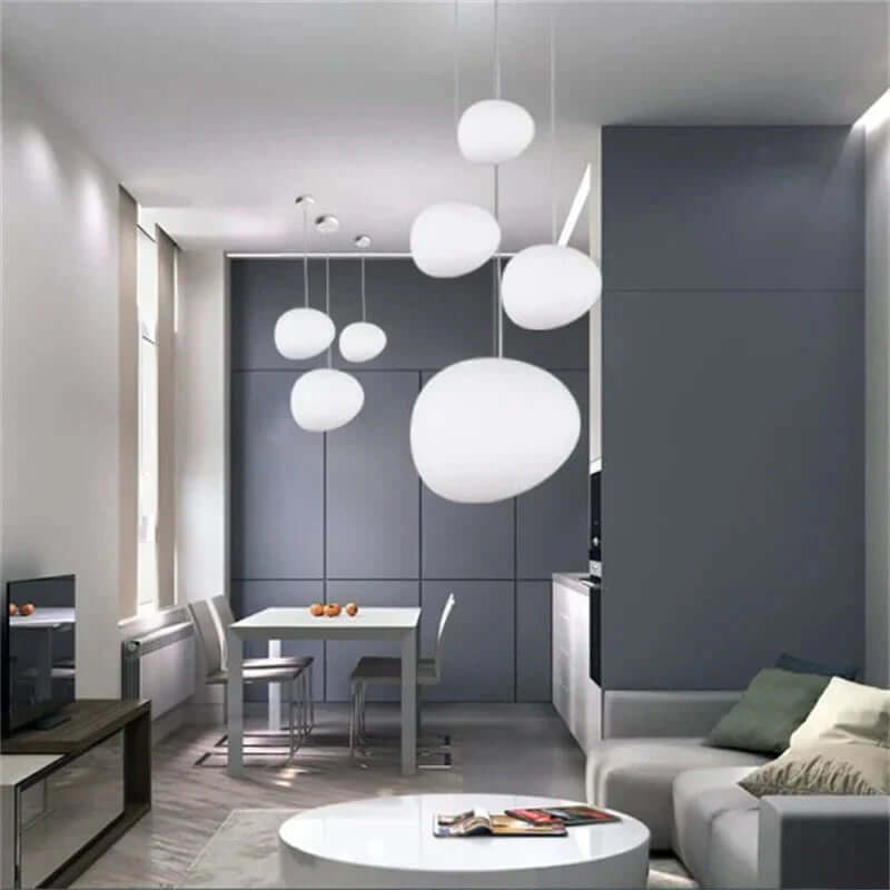 Designerska lampa sufitowa Nado w kształcie stożka