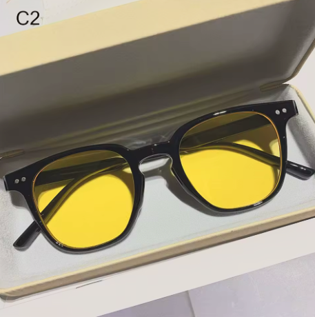 Stylowe okulary przeciwsłoneczne polaryzacyjne UV400 dla mężczyzn i kobiet, zapewniające optymalną ochronę i komfort na zewnątrz.