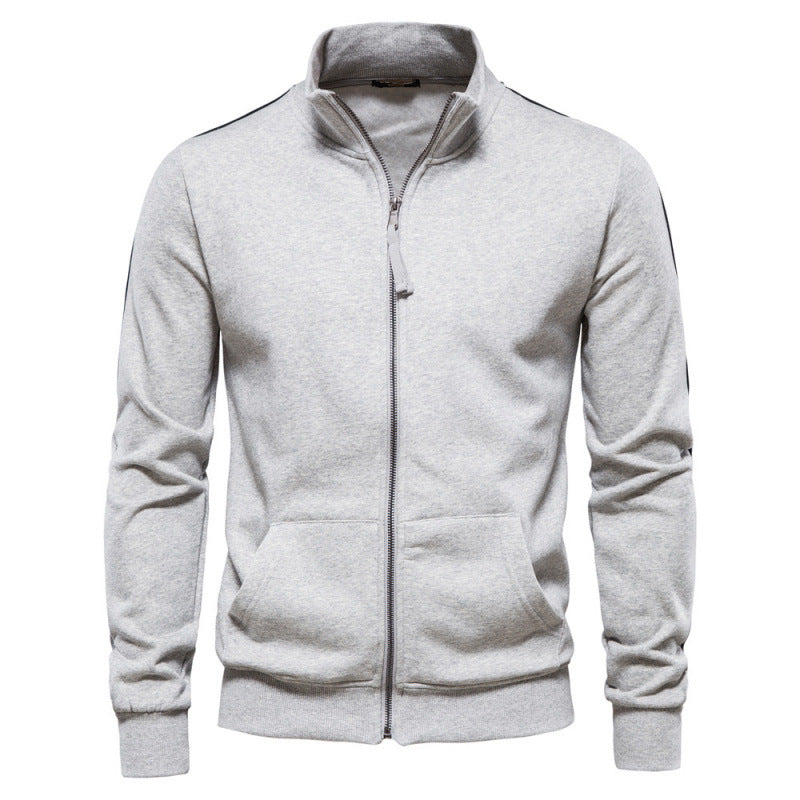 Stylowy męski sweter z półzamkiem. Komfortowy, casualowy design z kieszeniami na jesień i zimę.