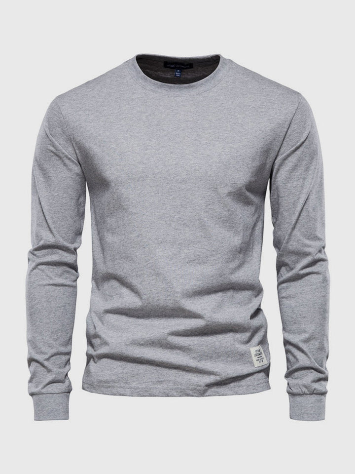 Męski longsleeve w casualowej stylizacji. Modna odzież z długim rękawem, idealna na jesienne chłodne dni.