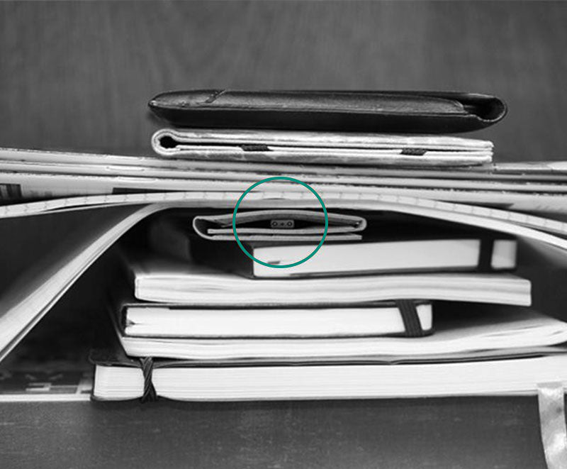 Kompaktowa mini kamera HD z bezprzewodowym połączeniem, noktowizorem i wykrywaniem ruchu. Idealna do dyskretnego monitoringu.