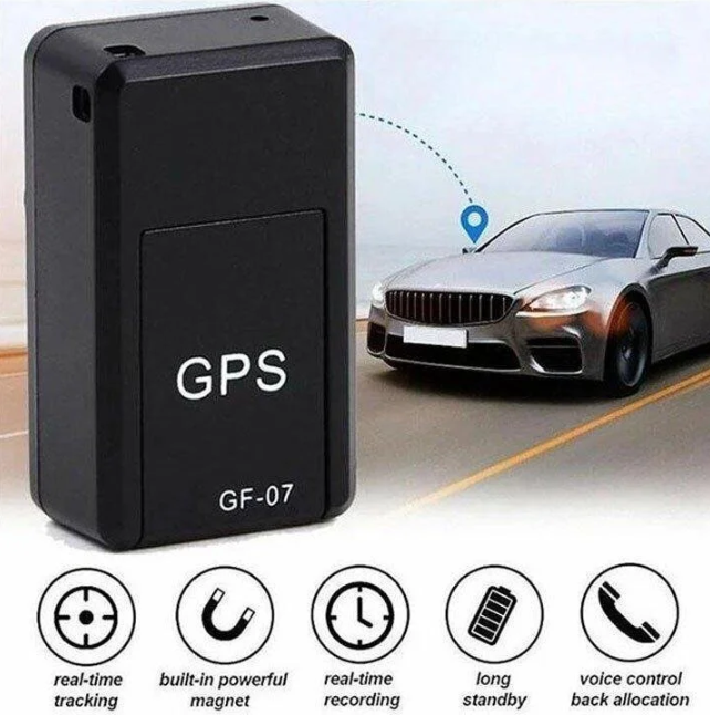 Mini magnetyczny lokalizator GPS w kolorze czarnym, kompaktowy i dyskretny, do globalnego śledzenia bez abonamentu, wytrzymały i łatwy w instalacji.