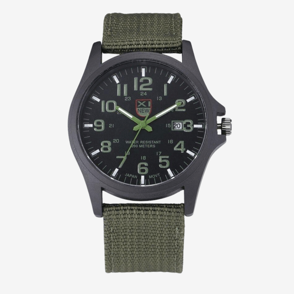 Montre outdoor étanche pour homme, boîtier acier inoxydable, bracelet silicone, idéale randonnée et aventure.