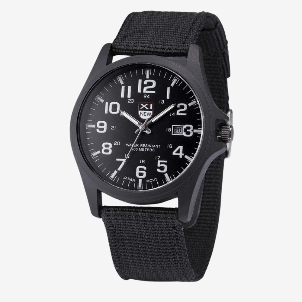Montre outdoor étanche pour homme, boîtier acier inoxydable, bracelet silicone, idéale randonnée et aventure.