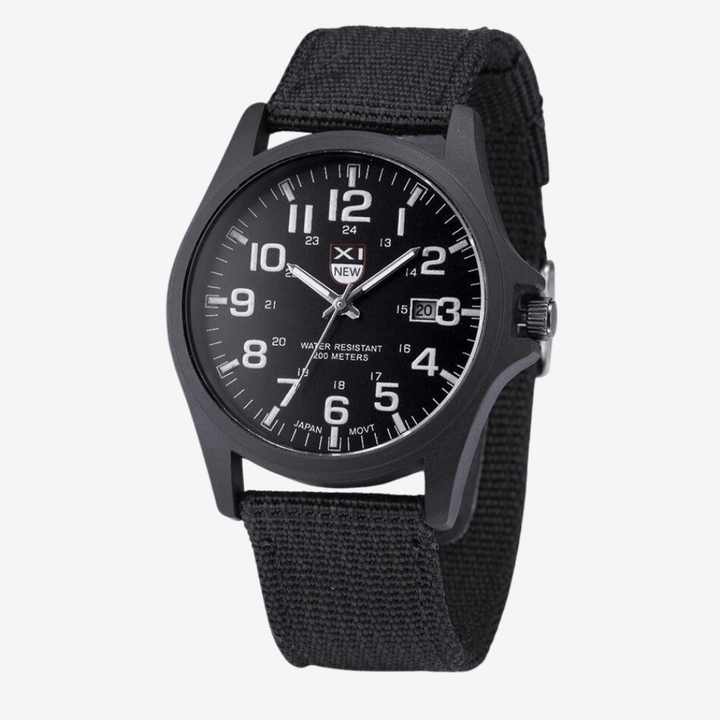 Montre outdoor étanche pour homme, boîtier acier inoxydable, bracelet silicone, idéale randonnée et aventure.