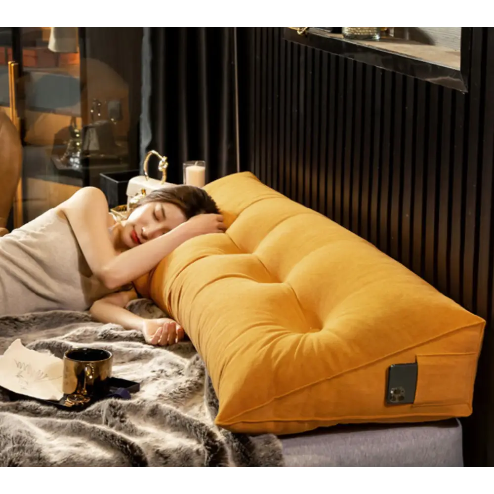 Biała ortopedyczna poduszka klinowa z miękkiej bawełny, optymalne wsparcie szyi dla luksusowego komfortu i snu.