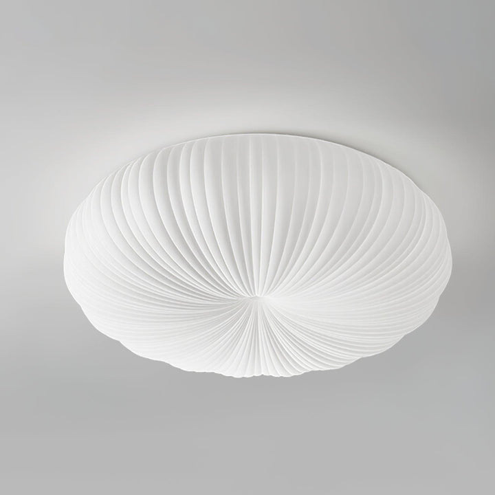 "Plafonnier LED en métal et acrylique, design moderne, lumière ajustable avec télécommande, élégant et contemporain."