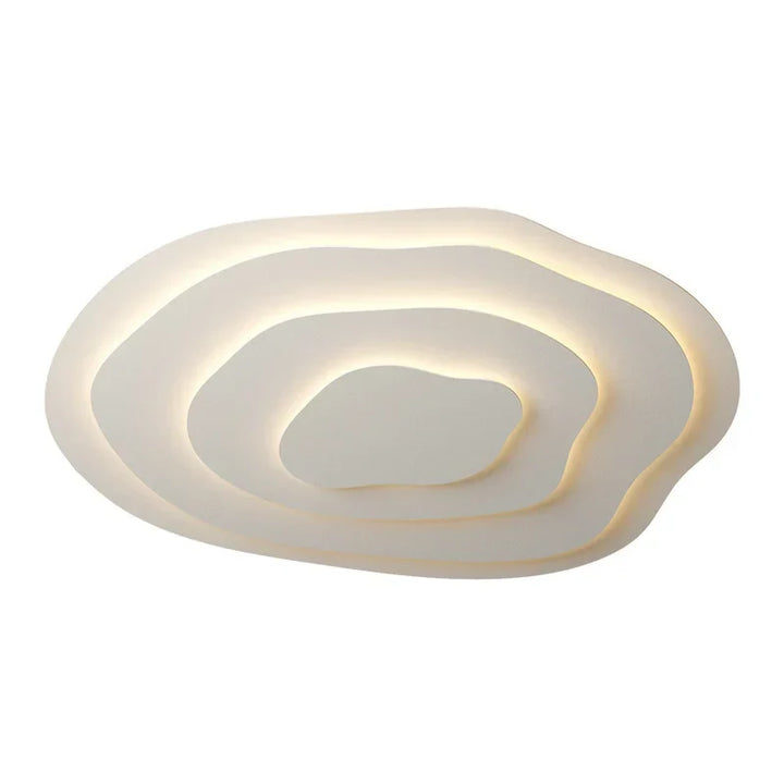 Nowoczesna lampa sufitowa LED o asymetrycznym designie, kremowym wykończeniu, artystycznych krzywiznach, modulowanym świetle oraz wykonana z metalu i akrylu.