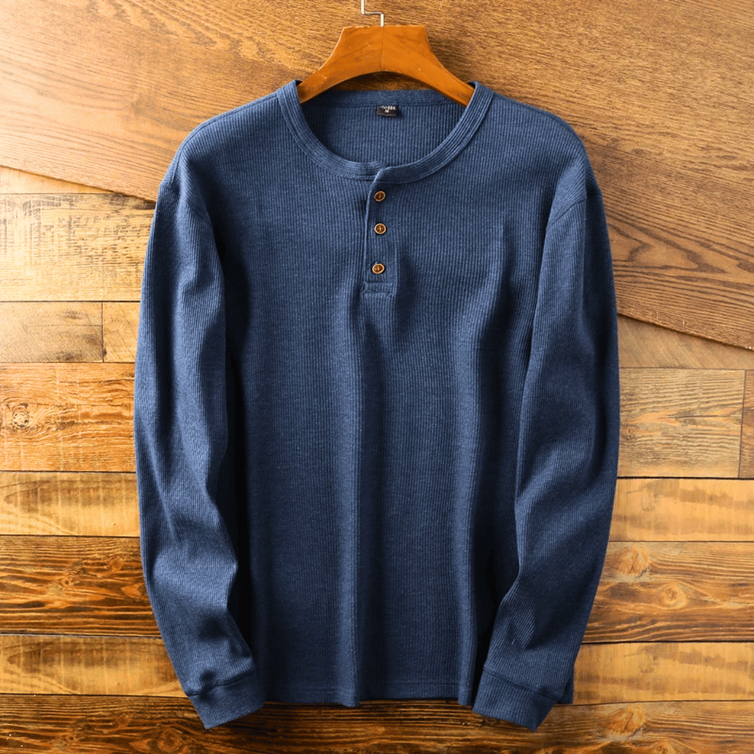 Męski sweter Henley Sommin z miękkiej bawełny, w neutralnym kolorze, z nowoczesnym kołnierzykiem, dla eleganckiego i komfortowego stylu.