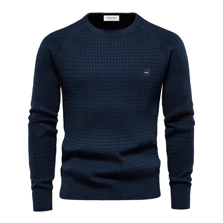 Elegancki męski sweter z miękkiej dzianiny, nowoczesny design, kolor beżowy, idealny na jesień i każdą okazję.