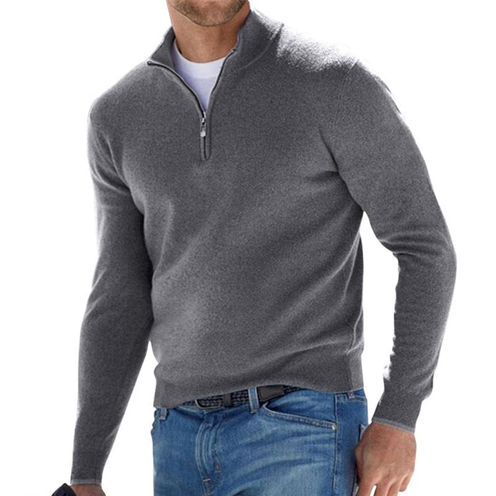 Męski sweter z ciepłej wełny, miękka tekstura, dopasowany krój, wszechstronny, elegancki, dostępny w wielu kolorach.