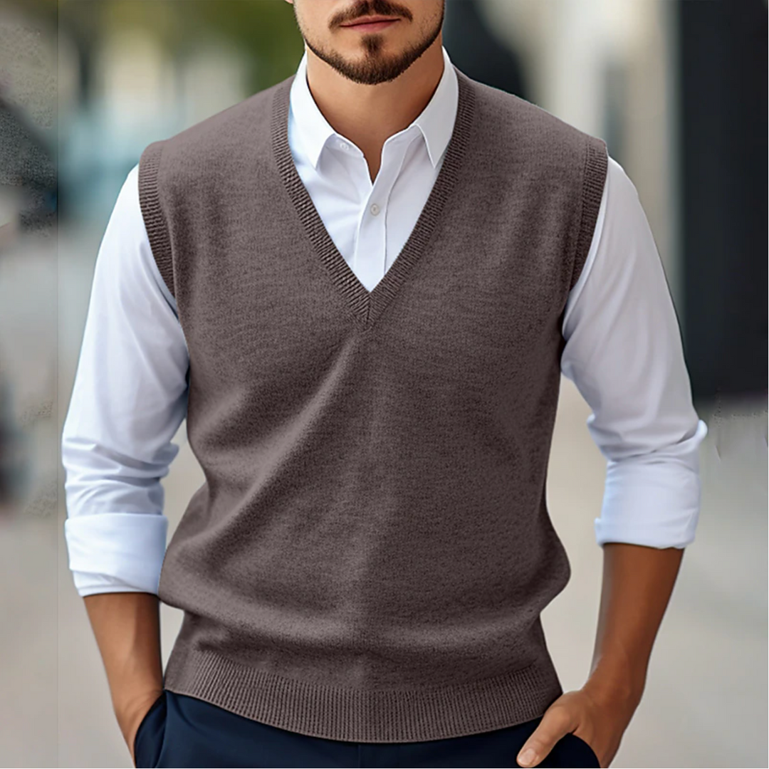 Elegancki męski sweter bez rękawów, cienka dzianina, dekolt V, idealny na wiosnę i jesień.