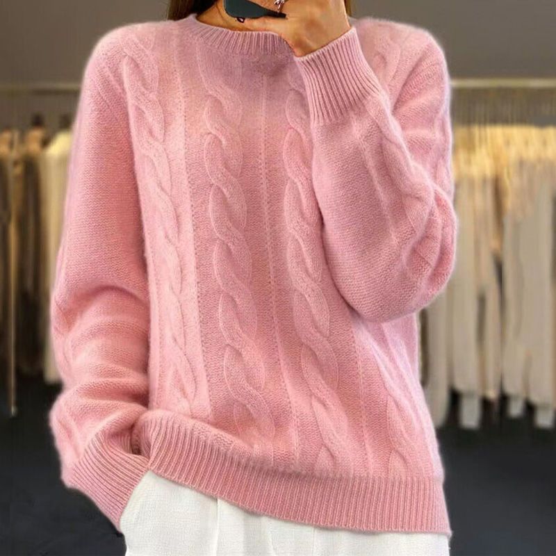 Damski sweter dziergany z miękkiej wełny, elegancki i komfortowy, z koronkowym wzorem, idealny na zimę lub wiosnę.