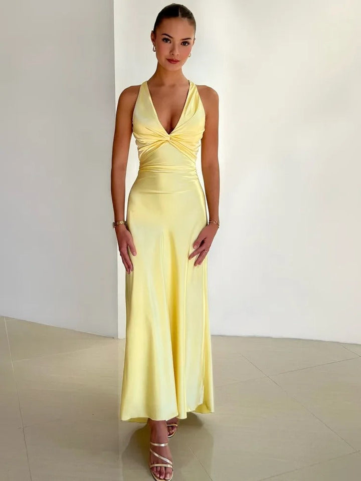 Elegancka sukienka maxi A-line bez rękawów, dekolt V, idealna na specjalne okazje, wyrafinowany wygląd.