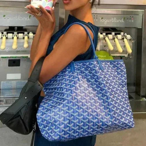 Stylowa duża torebka damska w różnych kolorach, minimalistyczny design, wysoka jakość, idealna na każdą okazję