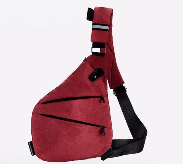 Antykradzieżowa torba na ramię dla mężczyzn, ergonomiczny design, wodoodporny materiał, liczne przegródki, stylowy kolor.