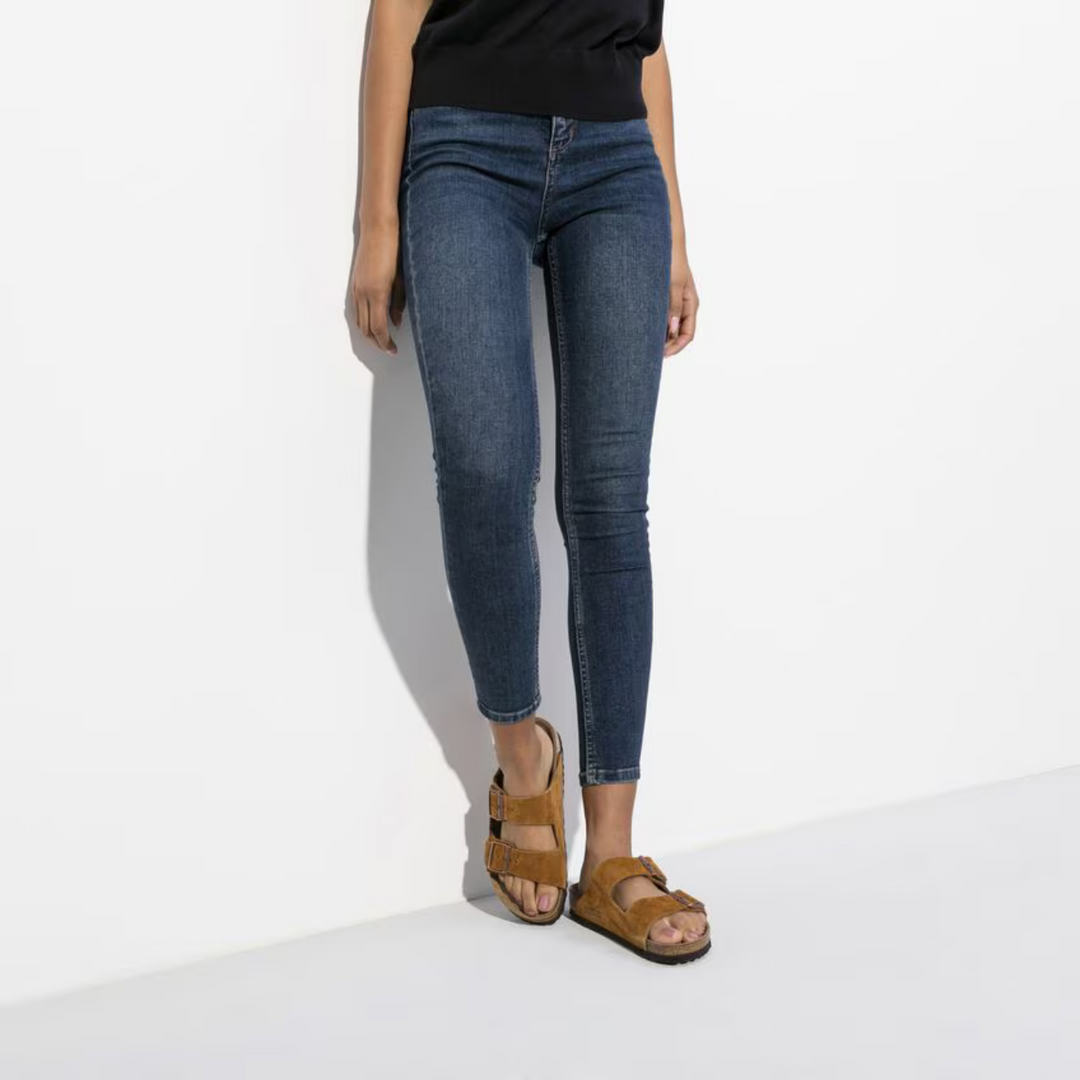 Męskie sandały Arizona zamszowe, ergonomiczny komfort, dwie regulowane paski, beżowe, miękki welur.