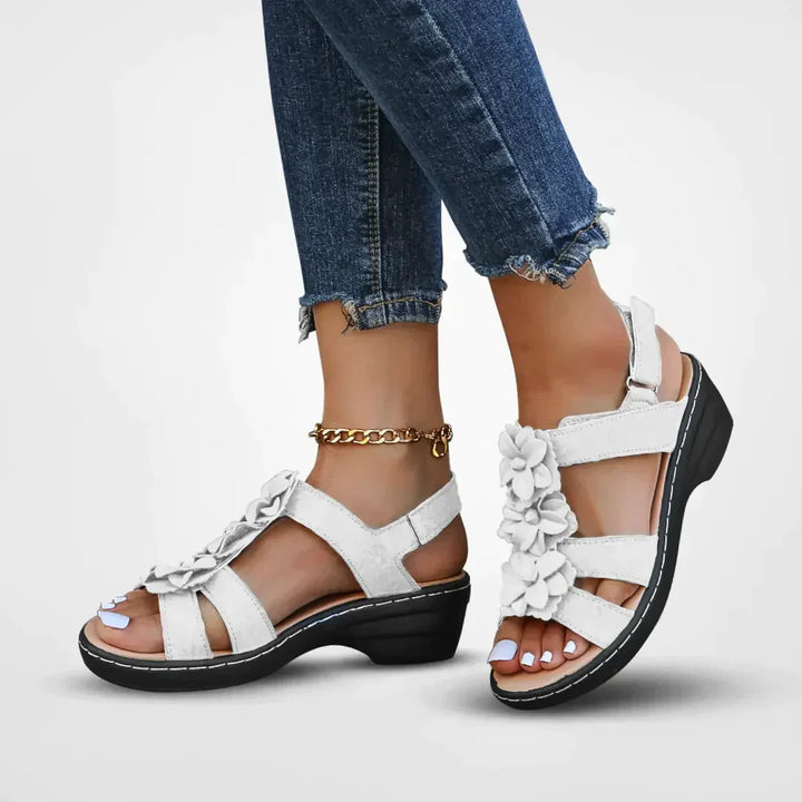 Damskie sandały boho z kwiatami, wygodne letnie buty na platformie