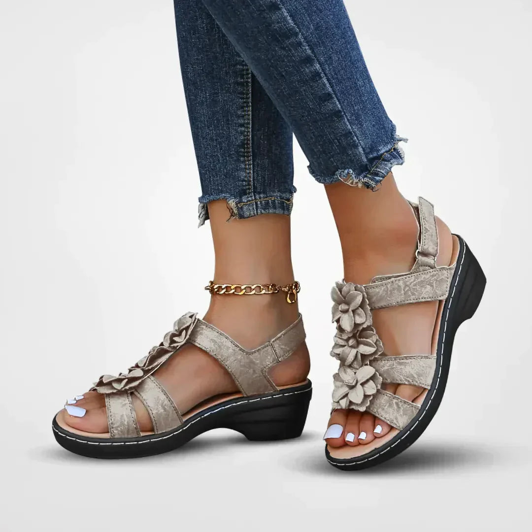 Damskie sandały boho z kwiatami, wygodne letnie buty na platformie