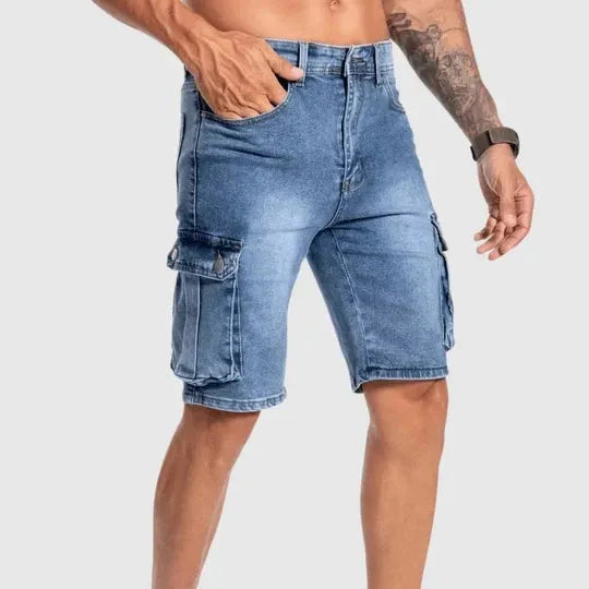 Męskie szorty dżinsowe Raphaël w kolorze niebieskim denim, nowoczesny krój, idealne na lato, wygodne i uniwersalne.
