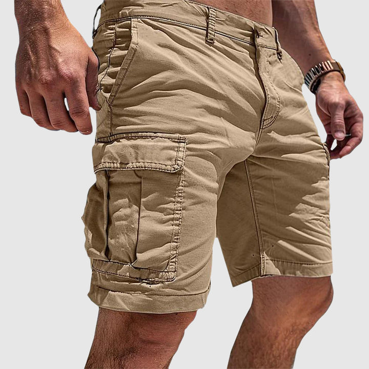 Wygodne męskie szorty cargo, styl casual, lekki materiał, praktyczne wielokieszeniowe na lato.