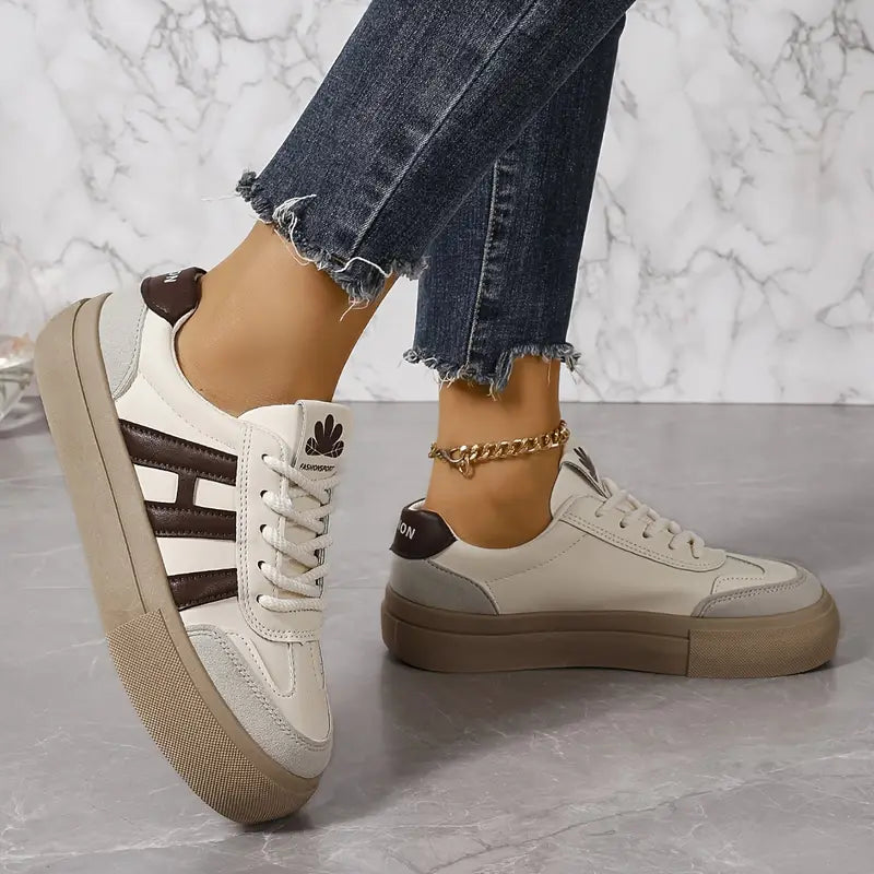 Eleganckie, wygodne, niebiesko-brązowe sneakersy damskie, edycja Light, z amortyzującą podeszwą i uniwersalnym designem