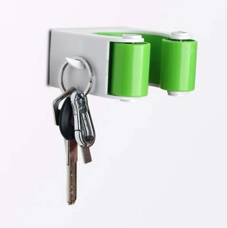 Solidny plastikowy uchwyt ścienny na rower, niebieski, optymalizujący przestrzeń i ułatwiający praktyczne pionowe przechowywanie.