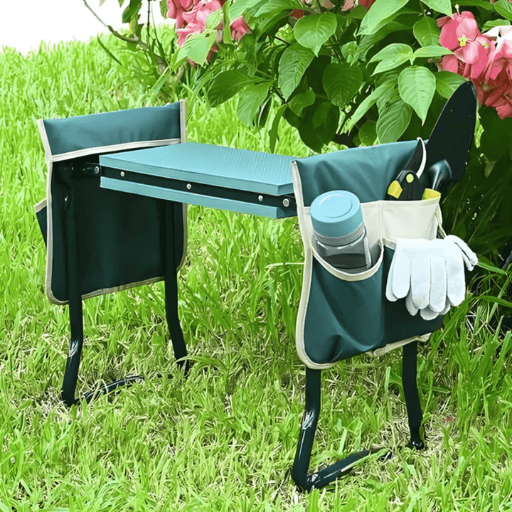 Wielofunkcyjny stalowy stołek klęcznik z grubą piankową poduszką, widok z przodu, solidny i komfortowy.