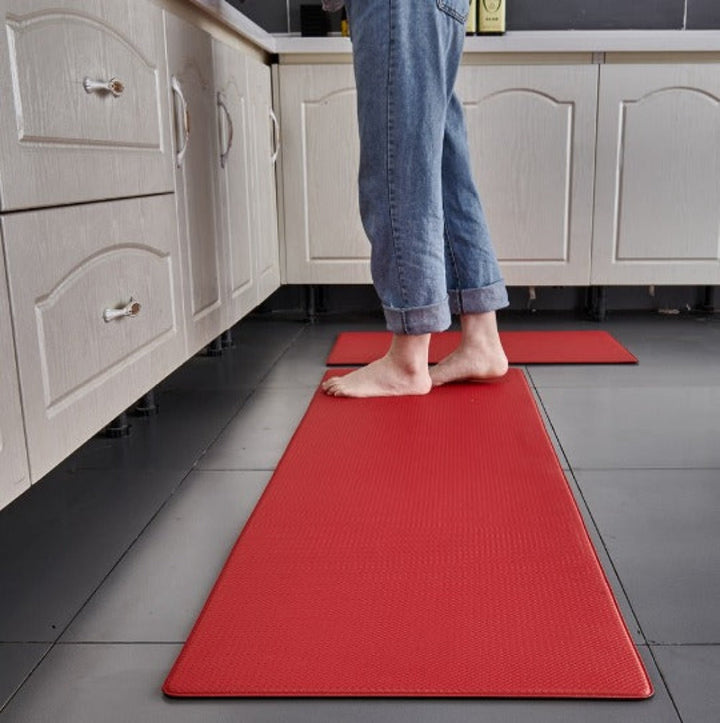"Tapis de cuisine noir, antifatigue, ergonomique, antidérapant, soulage pieds, design élégant, bords biseautés"