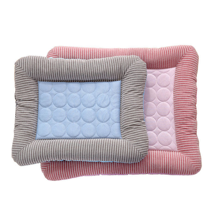 Mata chłodząca dla zwierząt, jasnoniebieska, miękka powierzchnia, idealna na lato, zapewniająca letni komfort, łatwa w czyszczeniu.